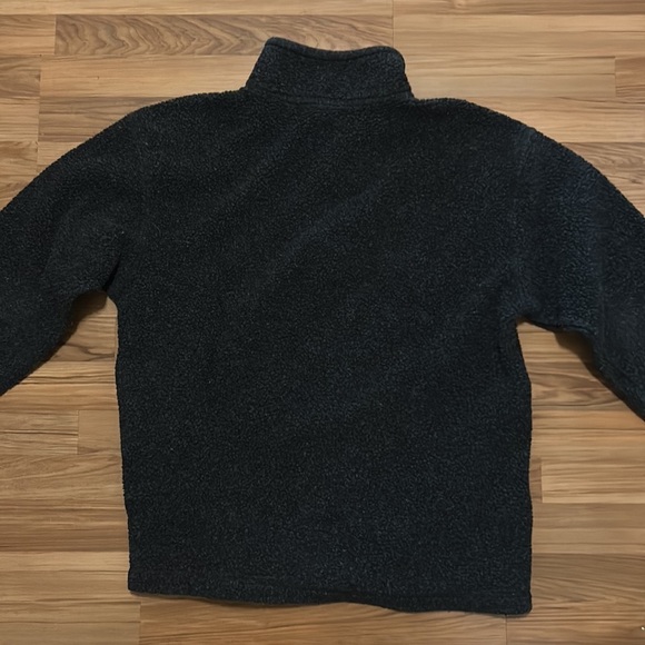 Fieldmaster Fluffy Sweater - Picture 2 of 2